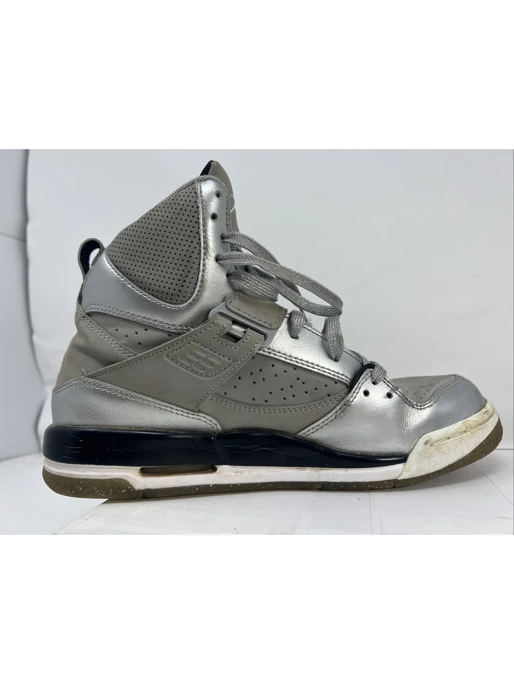 Nike gray silver